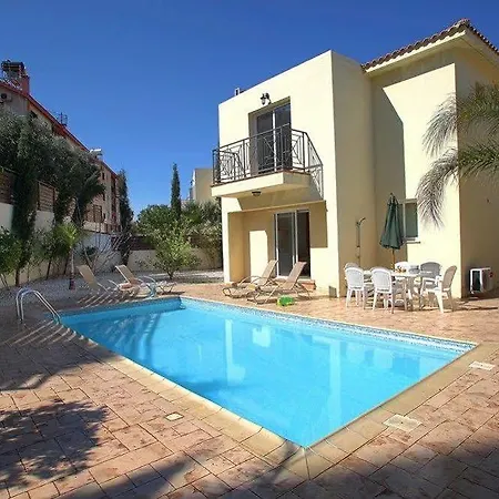Crystal Lagoon Otel Protaras